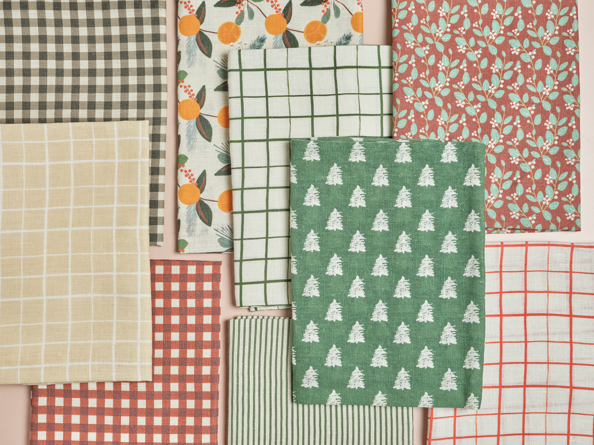 Winter Berries Linen Tea Towel