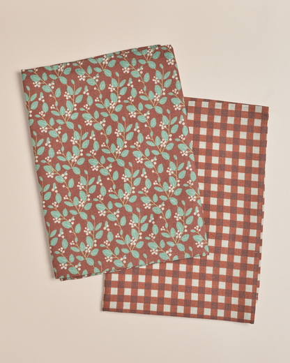 Winter Berries Linen Tea Towel